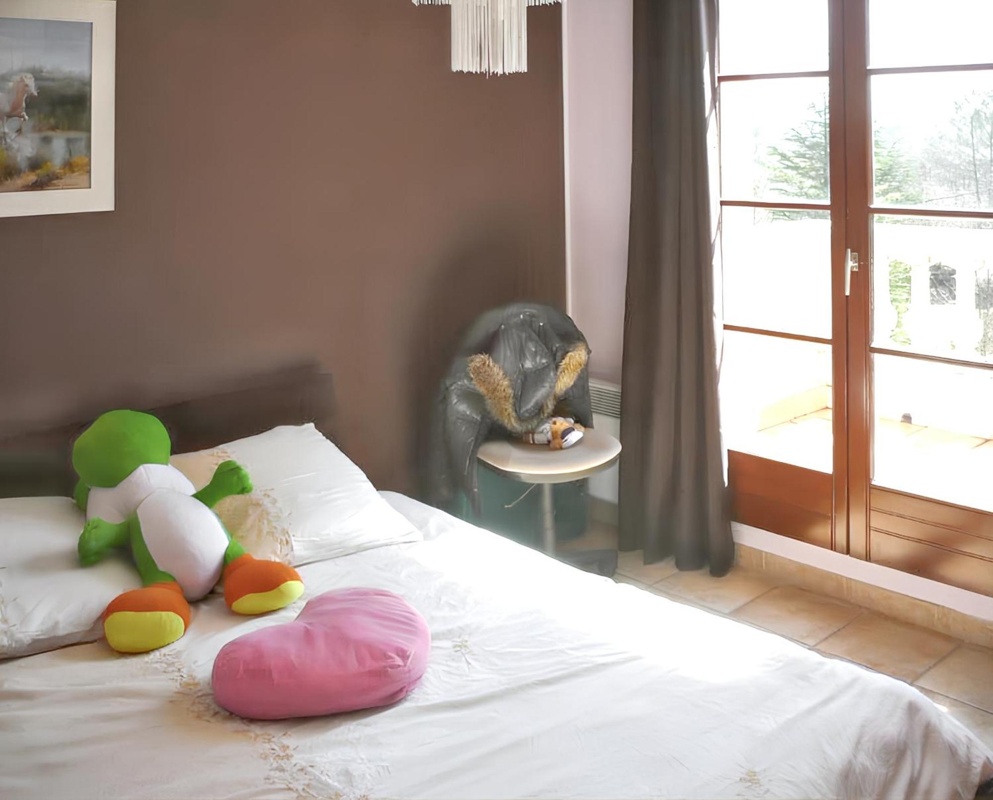 Villa Spacieuse Avec Piscine A Saint Maximin 외부 사진
